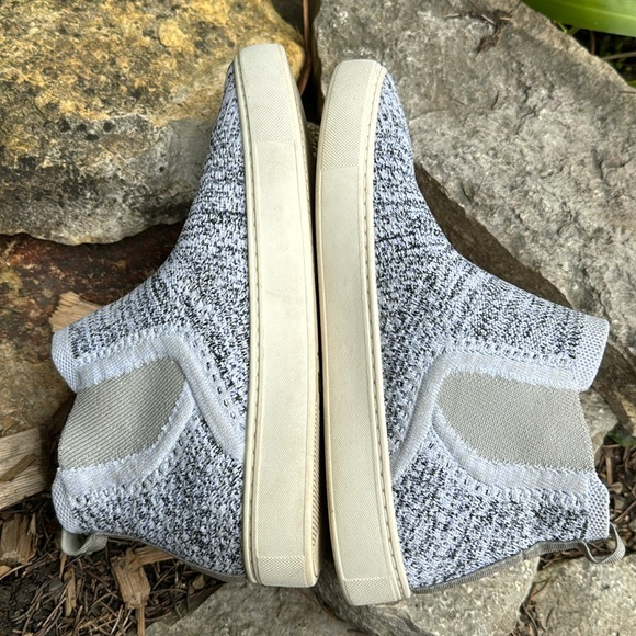 SlipOn Knit Style Ankle Sneakers-Sz 8-Black & White-Memory Foam Insoles - Picture 7 of 16